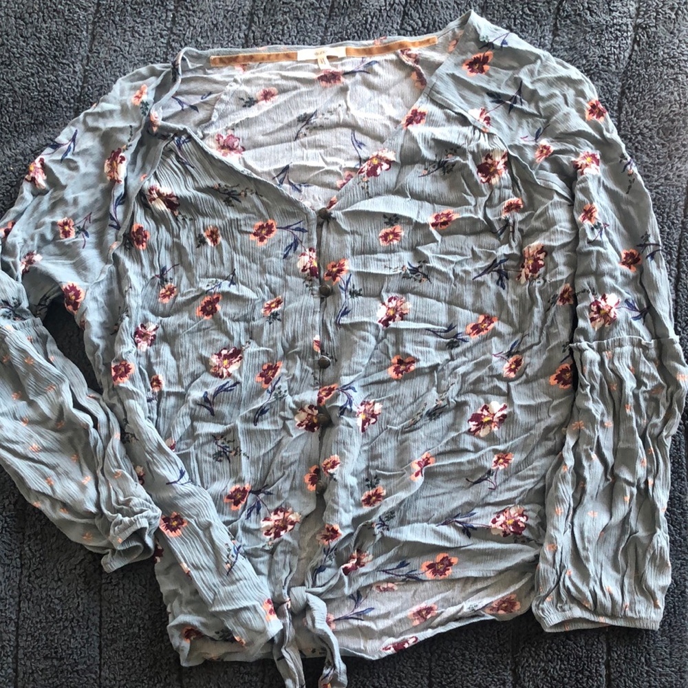 Maurices button down tie blouse